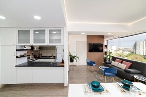 TV, offices