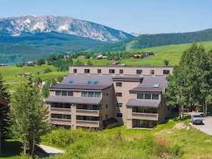 Exterior - Mountain Edge Condo Mt Crested Butte (Crested Butte)