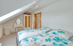 1 bedroom, travel cot, free WiFi