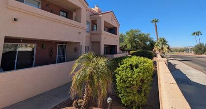 AMAZING LOCATION! Walk to London Bridge, The Channel, Rotary Park & Restaurants!