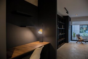 Huoneisto (102) | Olohuone