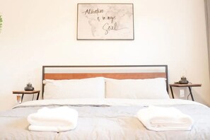 2 chambres, fer et planche à repasser, Wi-Fi, literie fournie