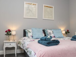 1 chambre, décoration personnalisée, ameublement personnalisé