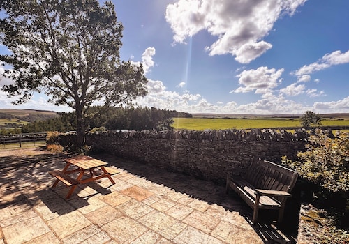 A cosy hillside hideaway in the heart of the Yorkshire Dales