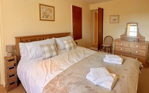 1 bedroom, iron/ironing board, free WiFi, bed sheets - A cosy hillside hideaway in the heart of the Yorkshire Dales (Richmond)
