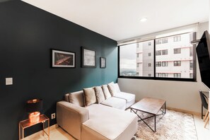 Luxury Apartment, 2 Bedrooms, City View, Tower | Living area | Smart TV, Netflix, heated floors, streaming services - Polarea Modern Desing Apt in Polanco (Mexico City)