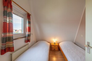 House | 2 bedrooms - Lovely Detached Holiday Home (Julianadorp)