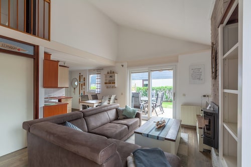 Lovely Detached Holiday Home