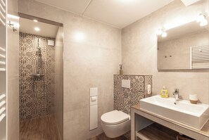 House | Bathroom