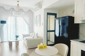 Living area - Thao Dien Masteri Riverside - Saigon Home (Ho Chi Minh City)
