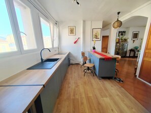 Interior - Grand Jolie T3, balcony, Bright and Cosy in Toulon (Toulon)