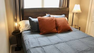 Desk, iron/ironing board, travel crib, WiFi