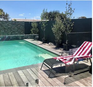 Piscine extérieure, piscine chauffée