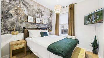 2 bedrooms, iron/ironing board, free WiFi, bed sheets