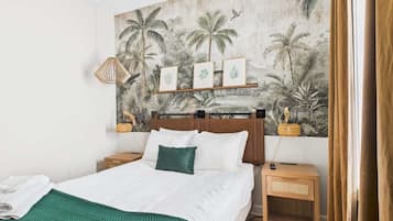 2 bedrooms, iron/ironing board, free WiFi, bed sheets