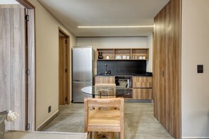 Appartement Luxe, 1 chambre | Salle à manger