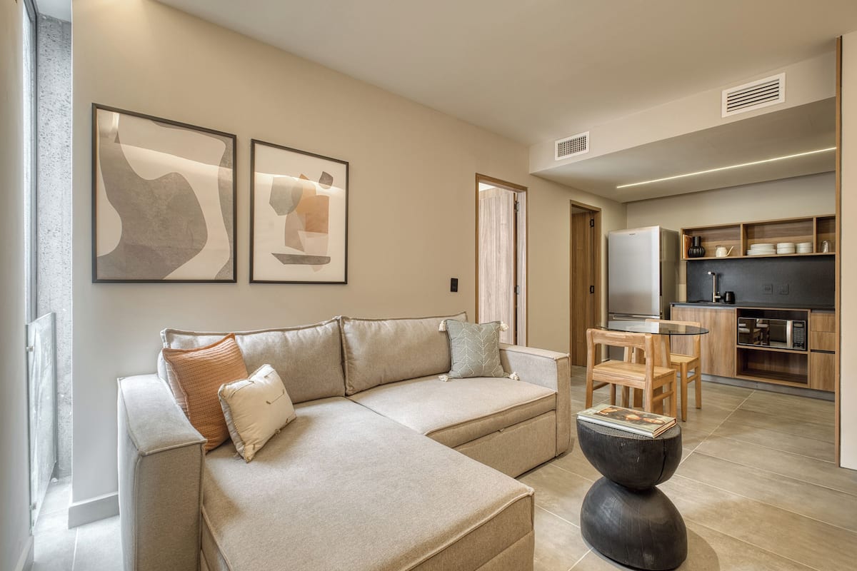 Luxury Apartment, 1 Bedroom | Living room