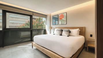 Luxury Apartment, 1 Bedroom | Premium bedding, desk, laptop workspace, free WiFi