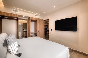 Luxury Apartment, 1 Bedroom | Air conditioning