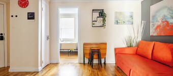 3br/2ba Garden Apt w Yard+Laundry