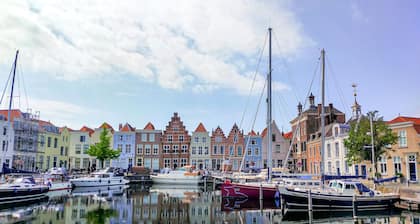 Beautiful home in Heinkenszand with WiFi