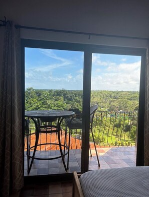 1 bedroom, WiFi, bed sheets - Luxury King Bedroom Condo with Ocean View in Cahuita, Costa Rica (Cahuita)