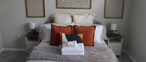 1 室のベッドルーム、アイロン / アイロン台、WiFi (無料)、ベッドシーツ