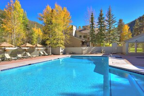A heated pool - Keystone 2BR at Flying Dutchman with Pool, Sauna, Pet-Friendly + Shuttle Access (Keystone)