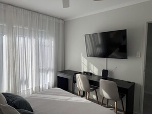 1 chambre, fer et planche à repasser, Wi-Fi, draps fournis