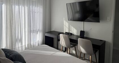 Breeze and Comfort in Sunshine Coast