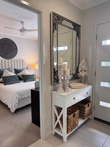 Breeze and Comfort in Sunshine Coast