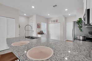 Fridge, microwave, oven, stovetop - 2BR Ensuite • Pool, Gym, Near Beach • Lake-View Patio • Jax & Historic St. Aug (St. Augustine)