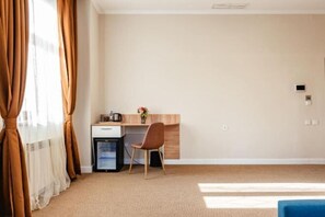 Cribs/infant beds - Aykun Hotel (Almaty)