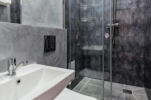 Cribs/infant beds - Aykun Hotel (Almaty)