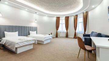 Cots/infant beds