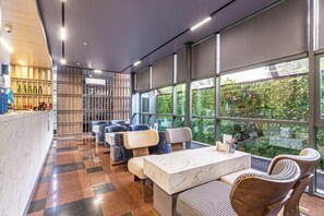 Interior - Aykun Hotel (Almaty)