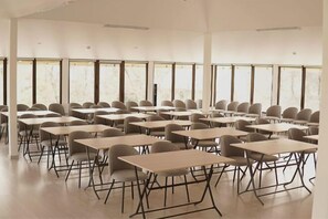 Meeting facility - Aykun Hotel (Almaty)