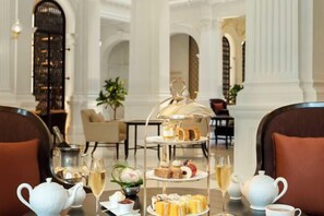 Restaurant - Raffles Singapore (Singapore)