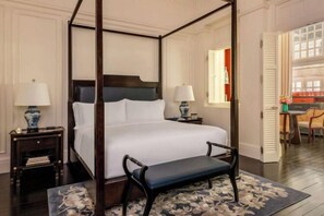 Cribs/infant beds - Raffles Singapore (Singapore)