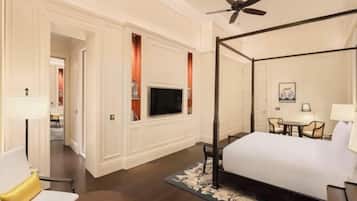 Cribs/infant beds