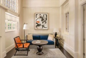 Cribs/infant beds - Raffles Singapore (Singapore)