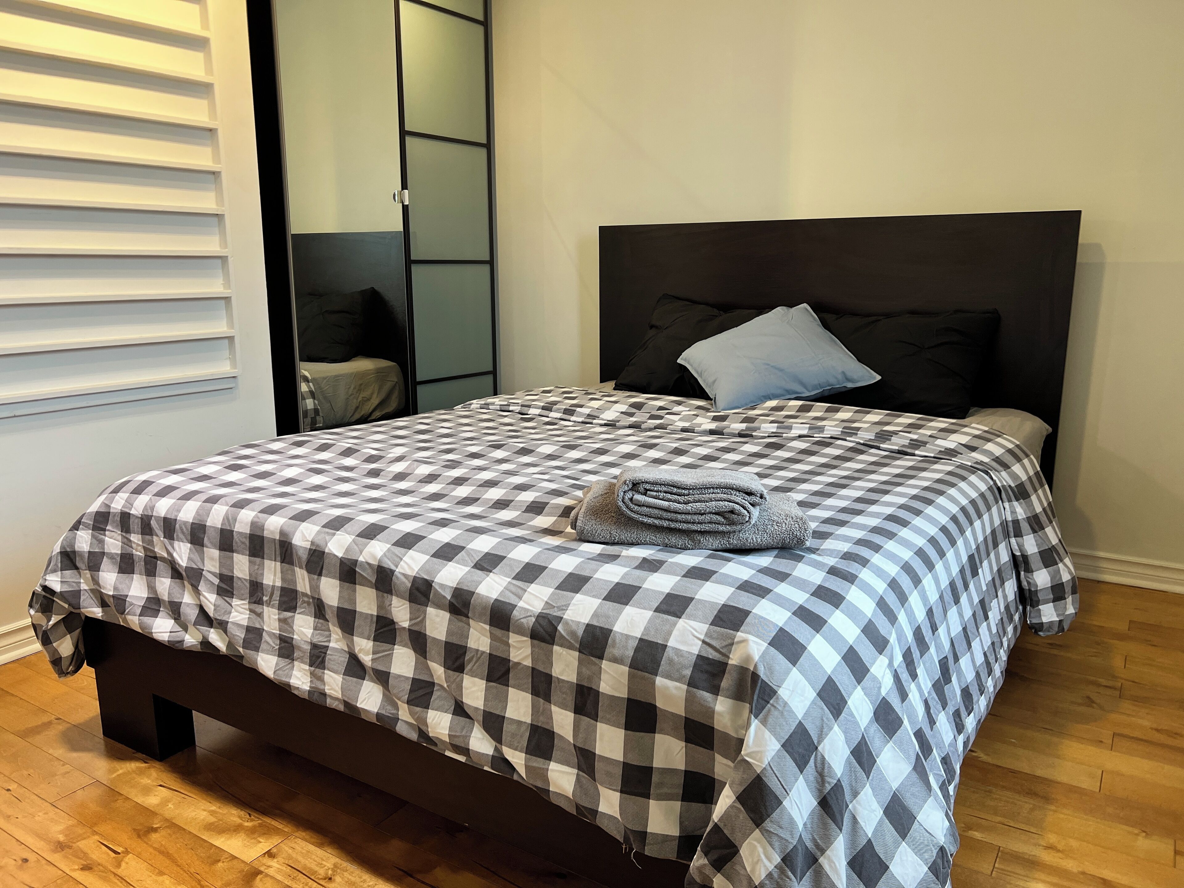 4 chambres, bureau, fer et planche à repasser, Wi-Fi gratuit