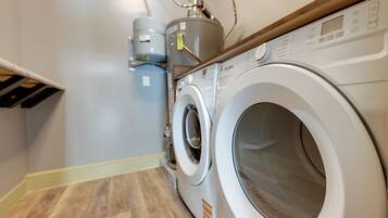 Apartment (0 Bedroom) | Interior