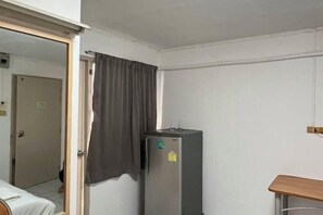 Room - Surang Mansion (Nonthaburi)