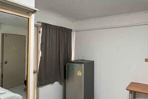 Room - Surang Mansion (Nonthaburi)