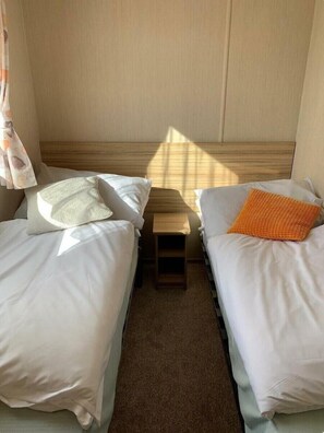 4 bedrooms, individually decorated, individually furnished, free WiFi