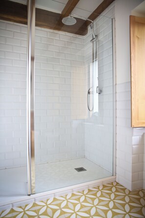 Towels, soap, shampoo, toilet paper - Casa Xabú (Valdes)