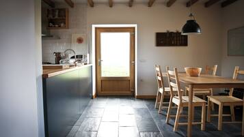 غرفة لتناول الطعام