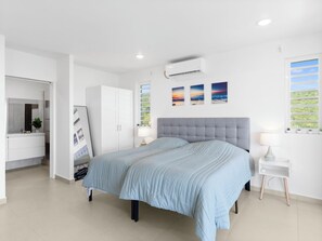 Room - Oceanview Villa + Private Infinity Pool Oysterpond (Oysterpond)