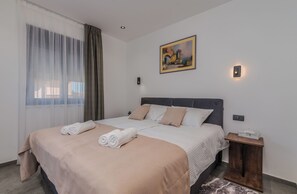 3 chambres, accès à Internet